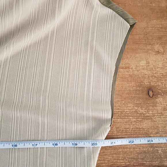 Pink Martini NWT Sleeveless Beige Green Asymmetrical Ribbed V-neck Top - Picture 14 of 15